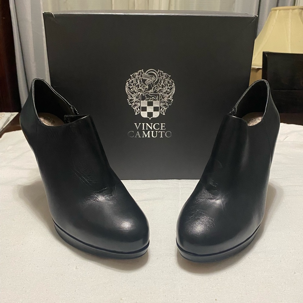 Vince Camuto Black Women's Bootie